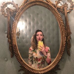 Meet your Posher, Olivia